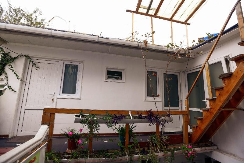 Hotel Isaka - Genel