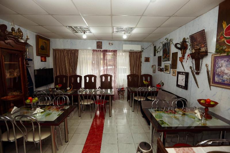 Hotel Isaka - Restoran
