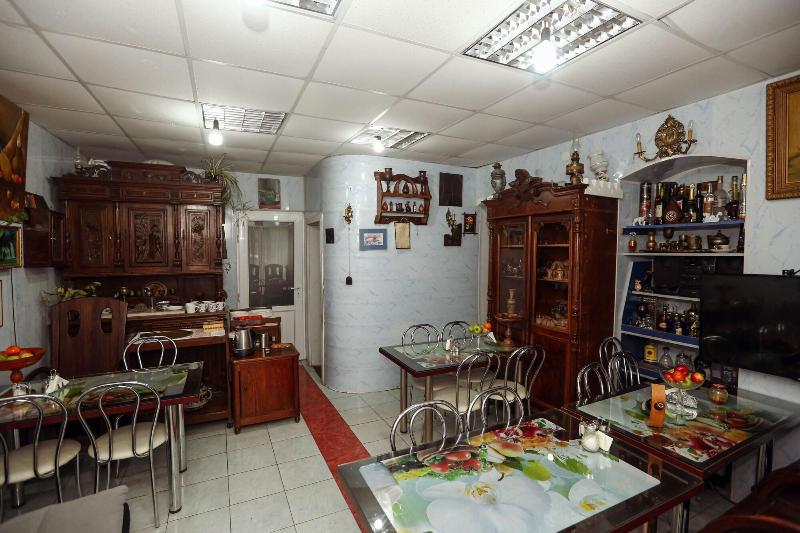Hotel Isaka - Restoran