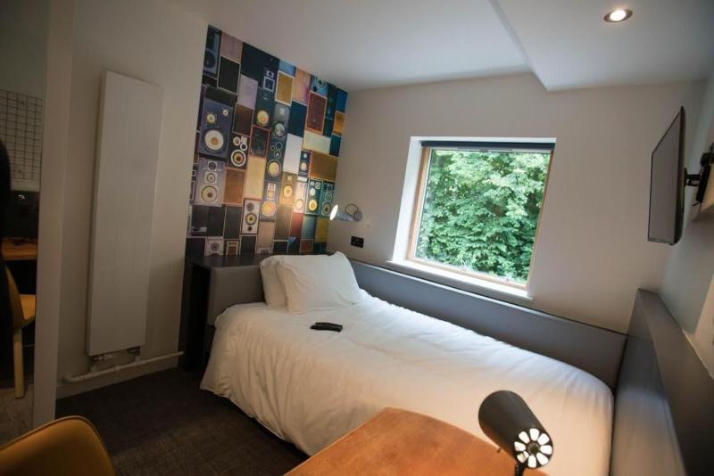 Jonas Hotel - Oda