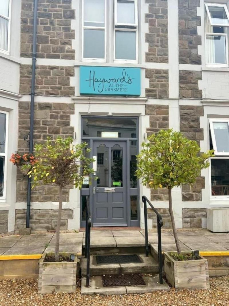 Hayward's at the Grasmere - Genel