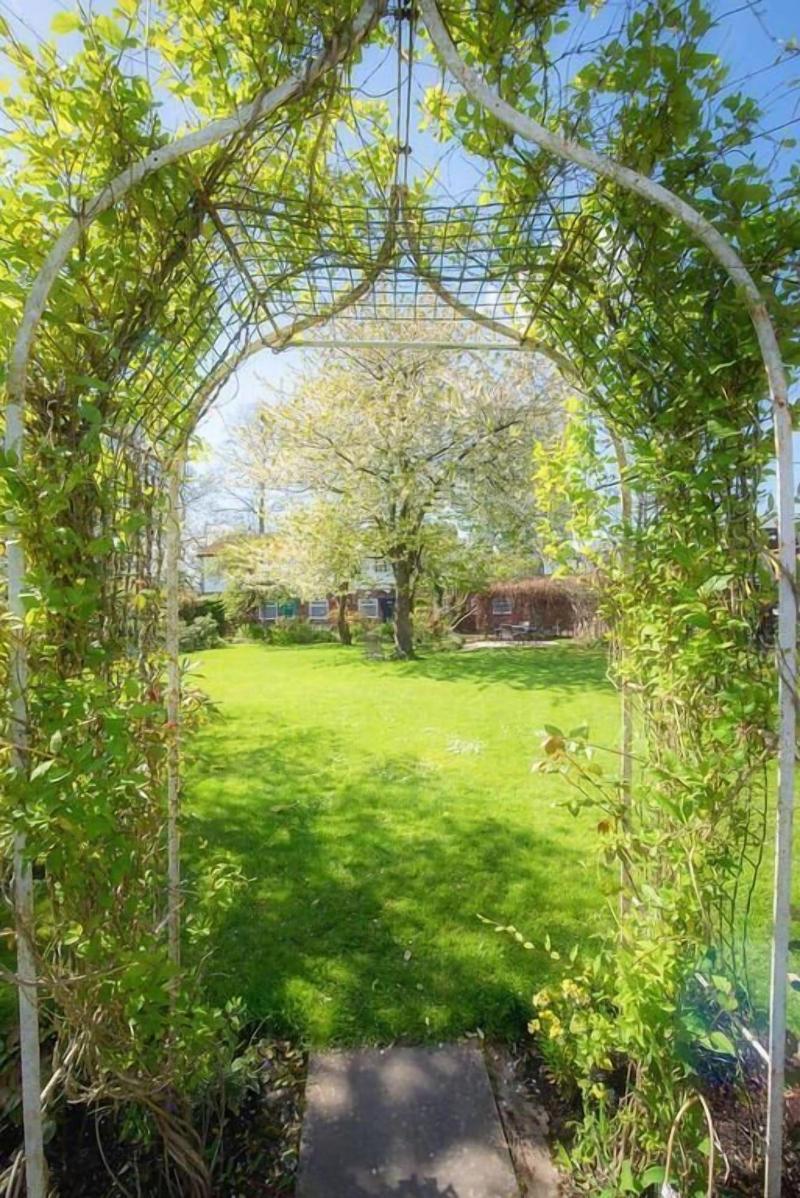 Woodcote Hotel - Genel