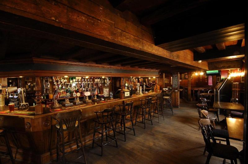The Longboat Inn - Bar