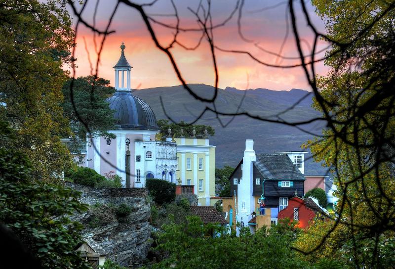 Hotel Portmeirion & Castell Deudraeth - Genel