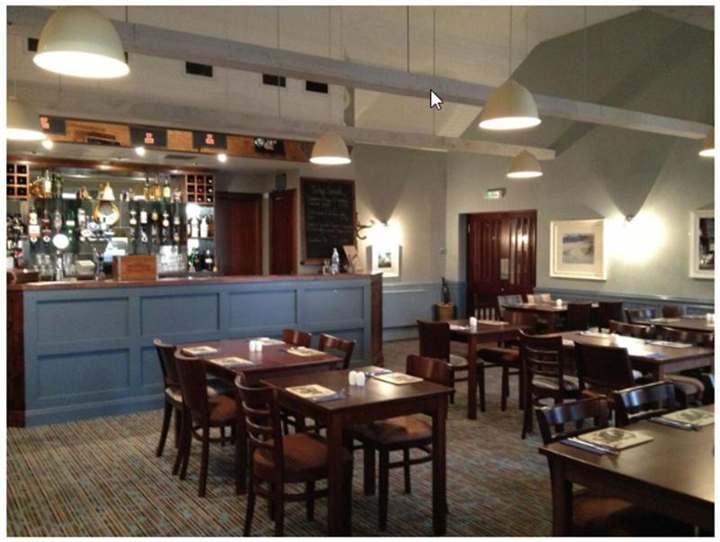 Red House Hotel - Bar