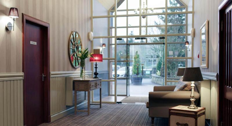 Red House Hotel - Lobi