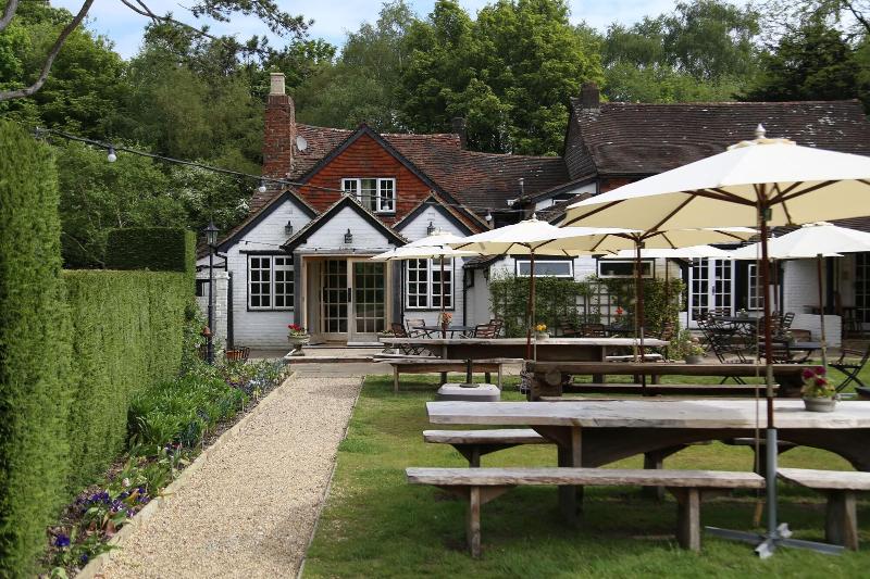 The Old House Inn - Genel