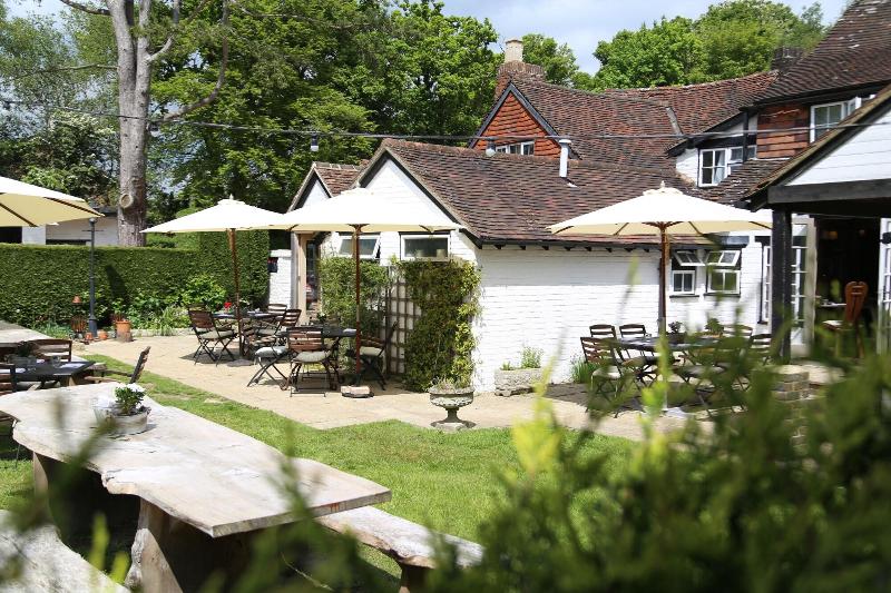 The Old House Inn - Genel