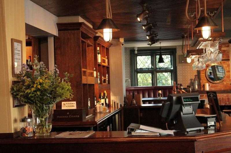 The Mayflower - Bar