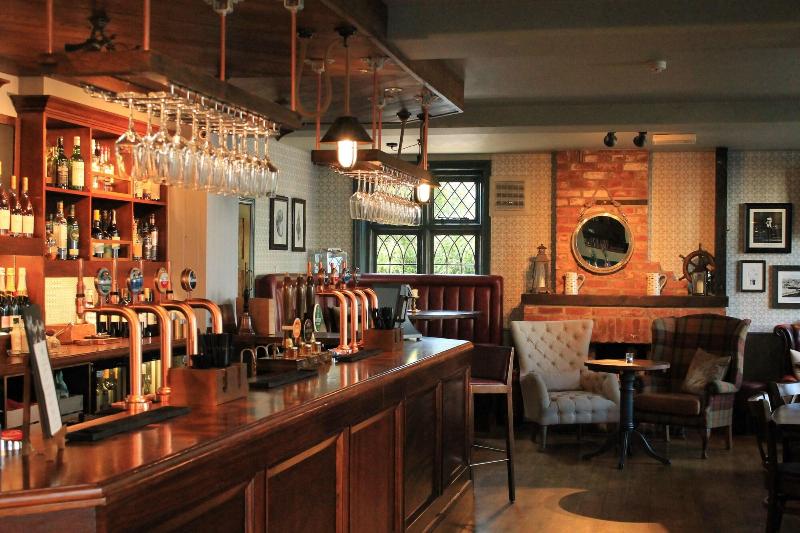 The Mayflower - Bar