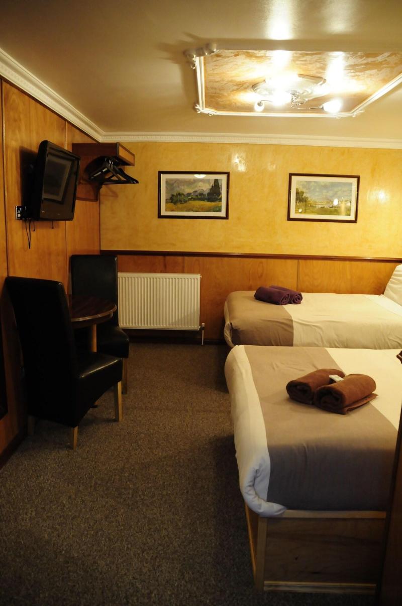 Cricklewood Lodge Hotel - Oda