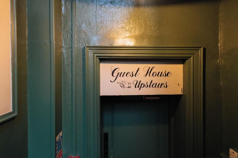 Flynns Pub & Guesthouse - Lobi