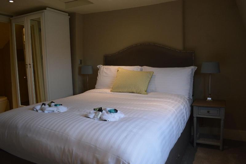 Flynns Pub & Guesthouse - Oda