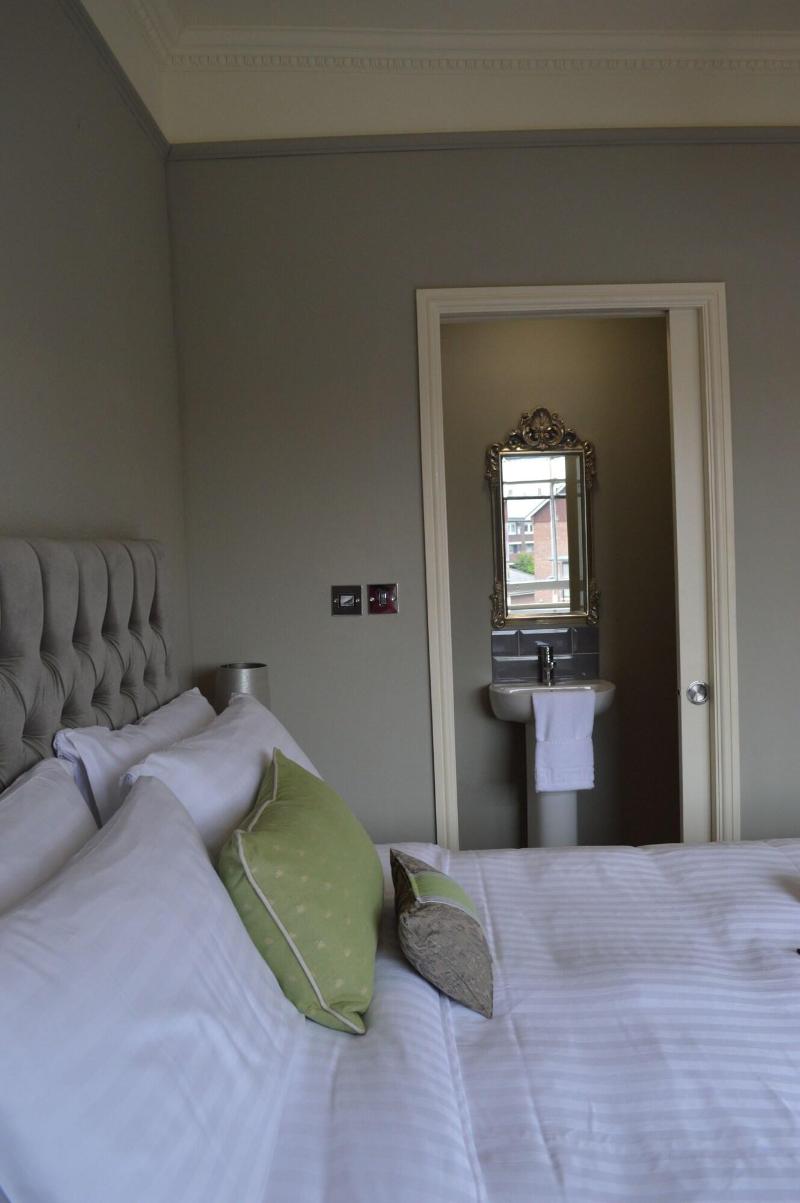 Flynns Pub & Guesthouse - Oda