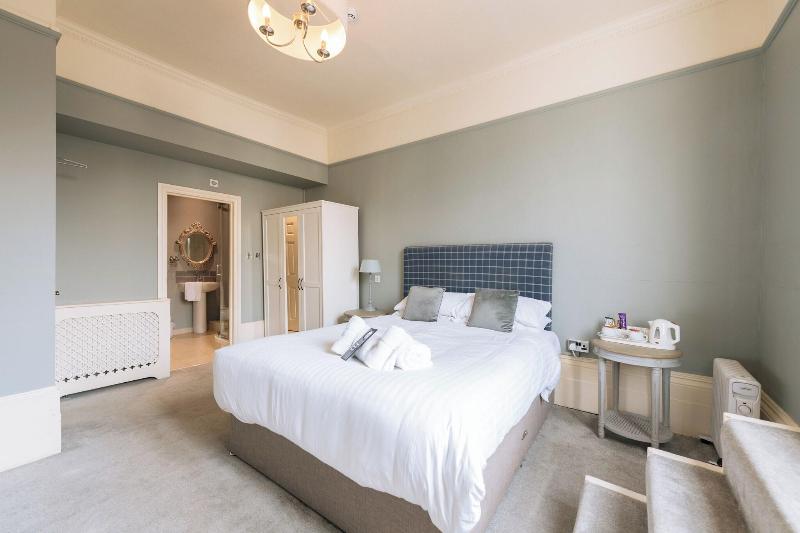Flynns Pub & Guesthouse - Oda