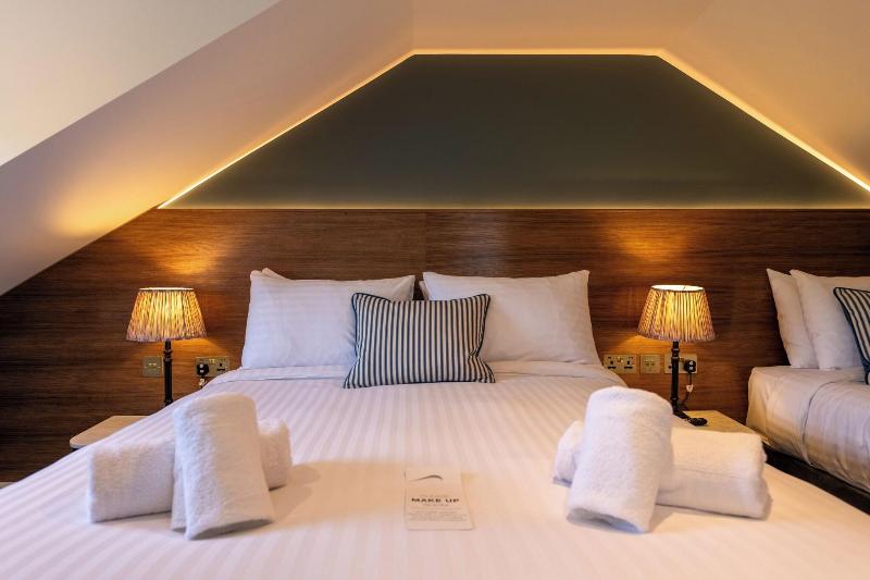 Flynns Pub & Guesthouse - Oda