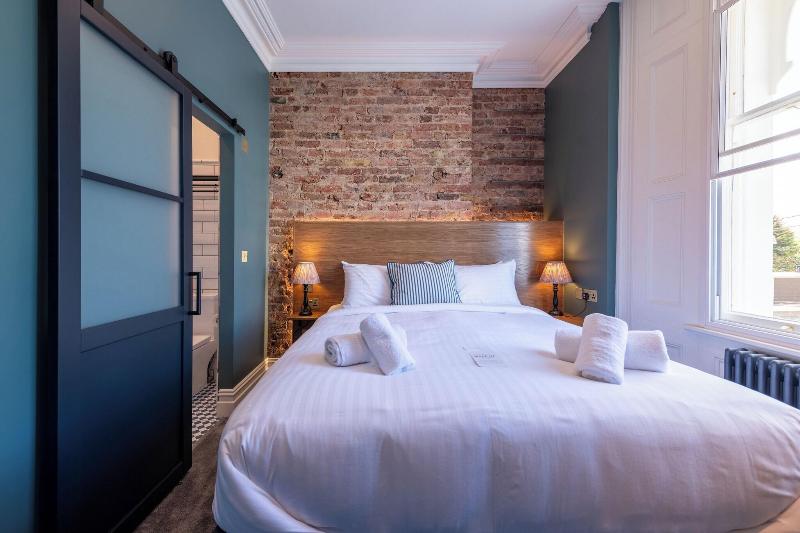 Flynns Pub & Guesthouse - Oda