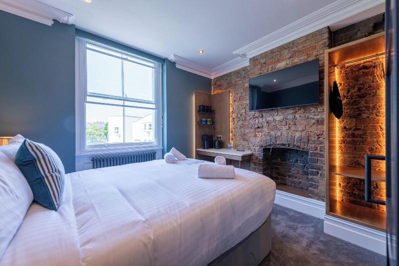 Flynns Pub & Guesthouse - Oda