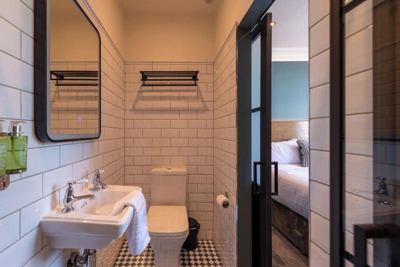 Flynns Pub & Guesthouse - Oda