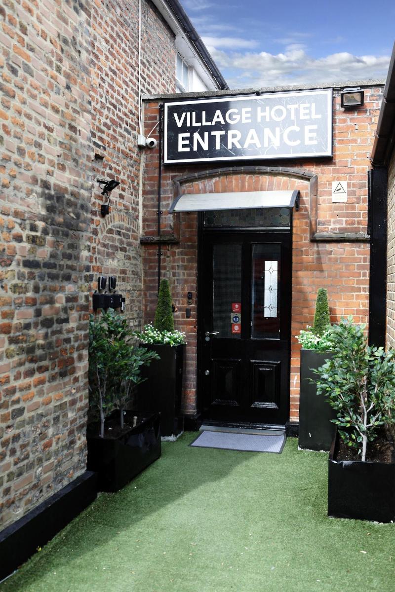 Bexley Village Hotel - Genel