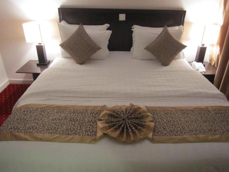 Jw Inn Hotel - Oda
