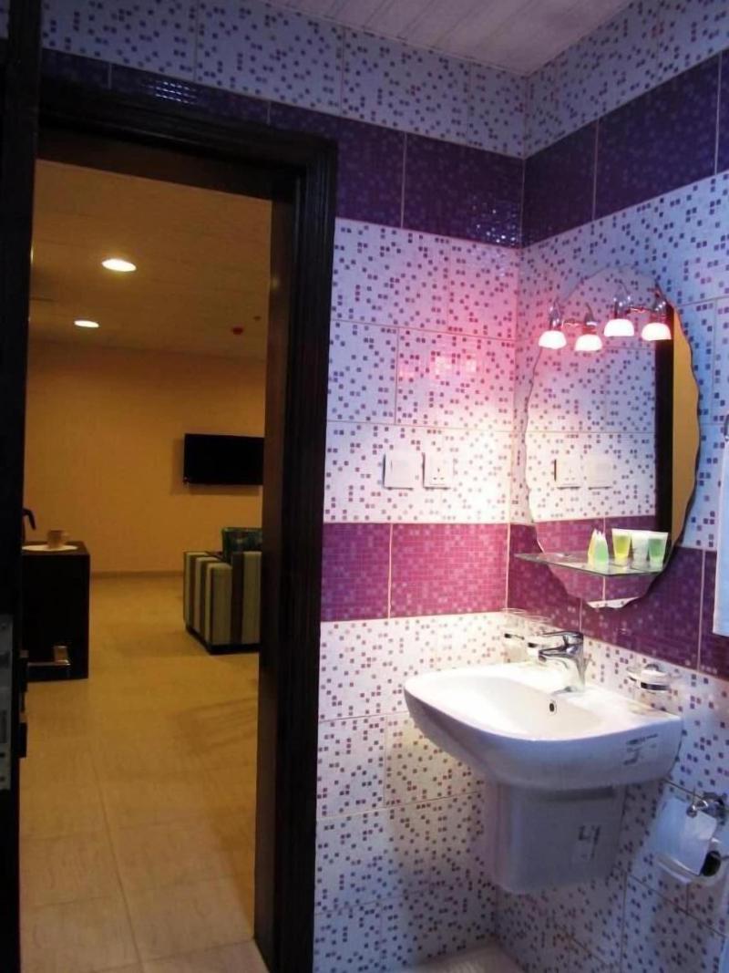Jw Inn Hotel - Oda