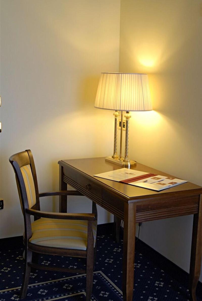 Hotel Lemi - Oda