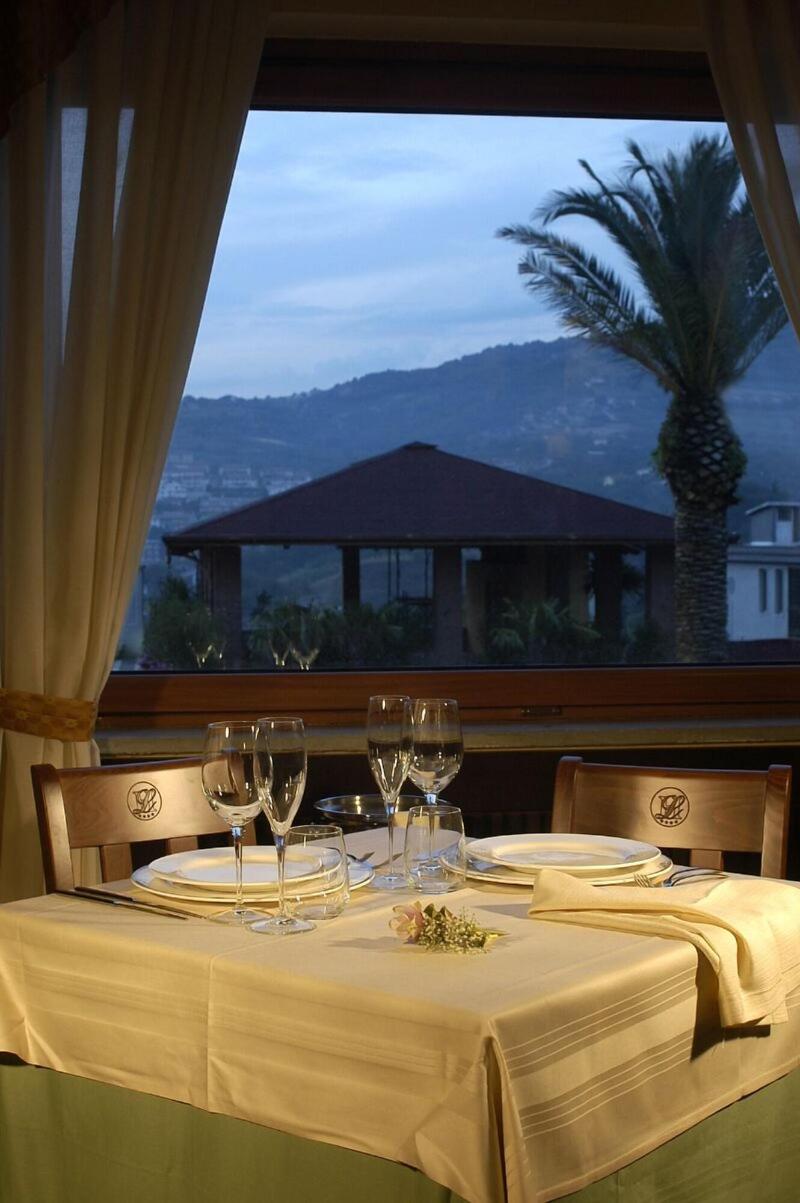 Hotel Lemi - Restoran