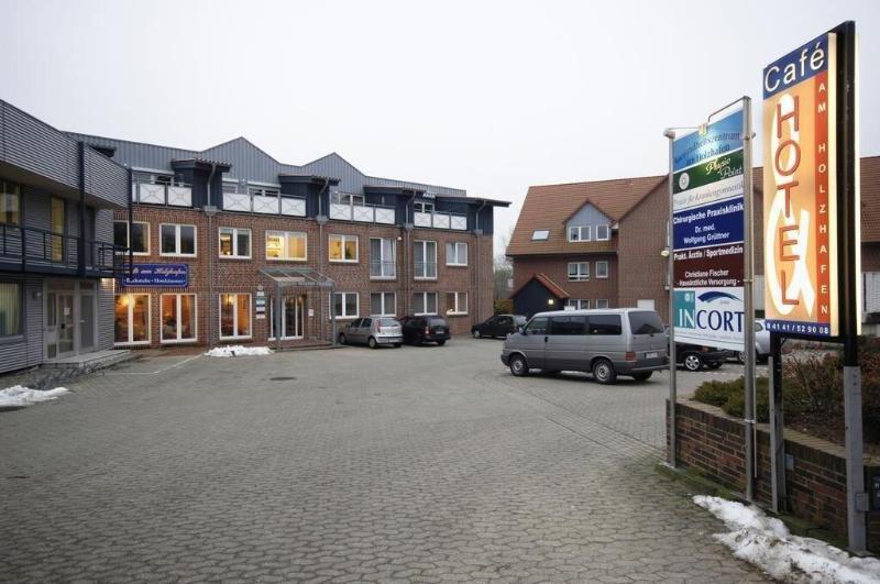 Café & Hotel am Holzhafen - Genel
