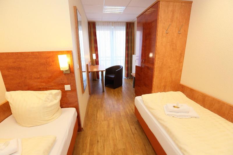 Café & Hotel am Holzhafen - Oda