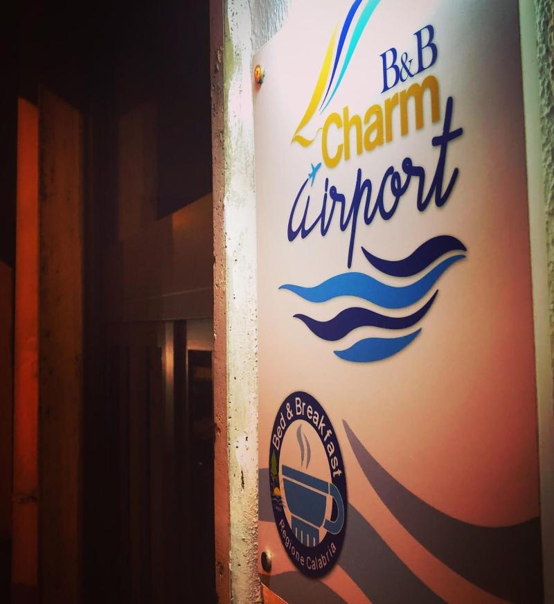 Charm Airport - Lobi