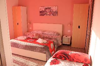 Charm Airport otel fotoğrafı