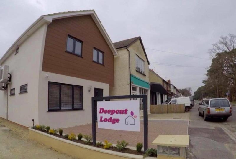 Deepcut Lodge Bed & Breakfast - Genel