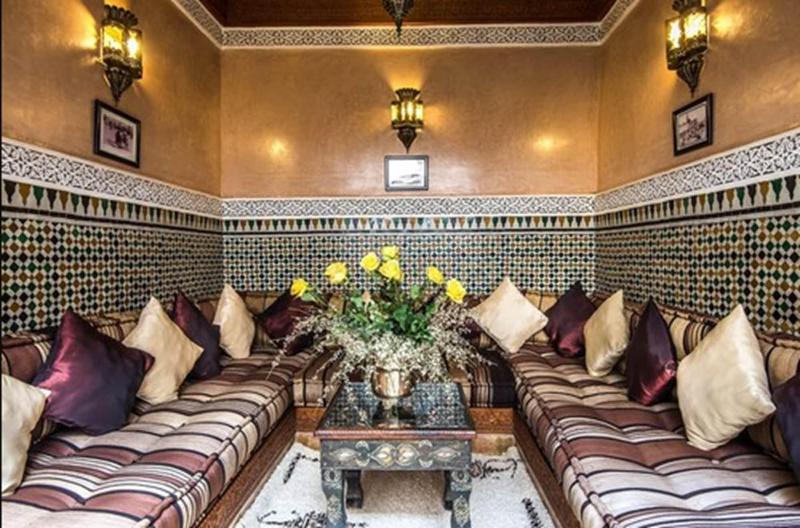 Riad Elnoujoum - Lobi