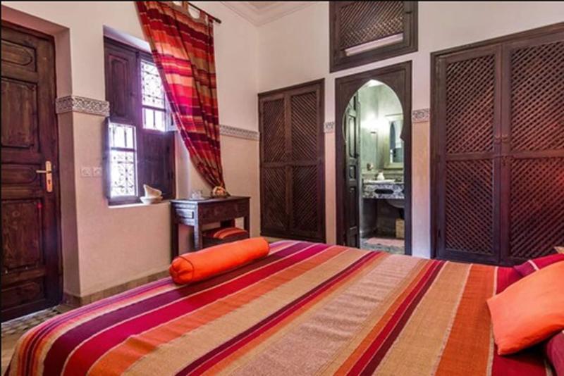 Riad Elnoujoum - Oda