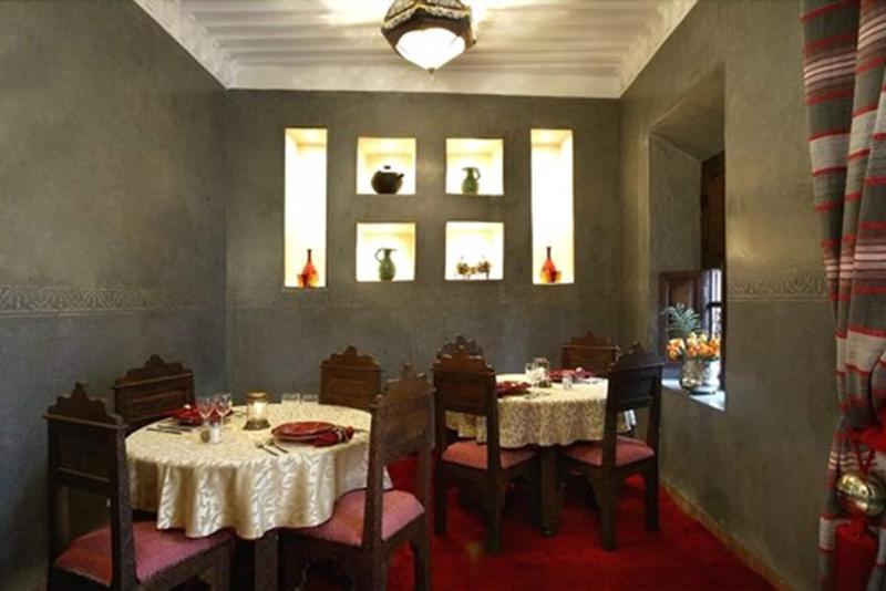 Riad Elnoujoum - Restoran