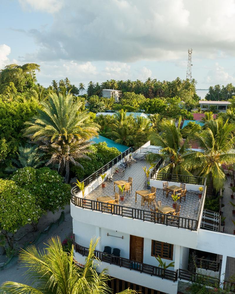 Kamadhoo Inn - Teras
