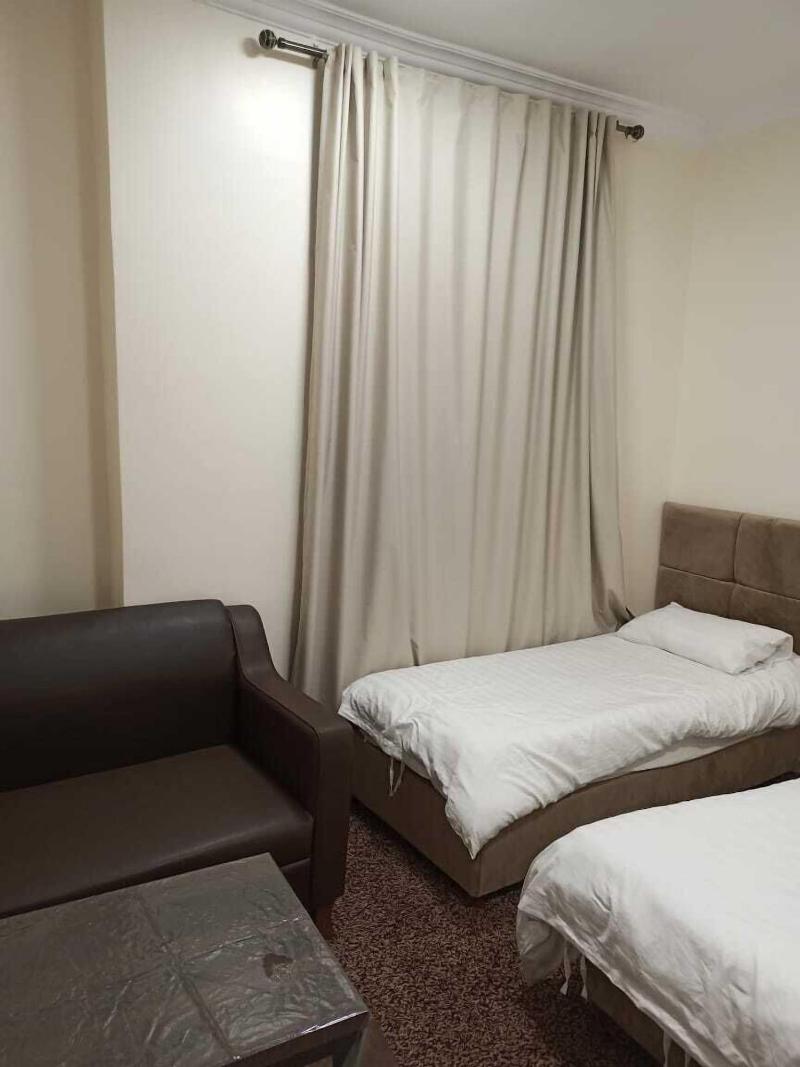 Sidrathul Aaliya Hotel - Oda