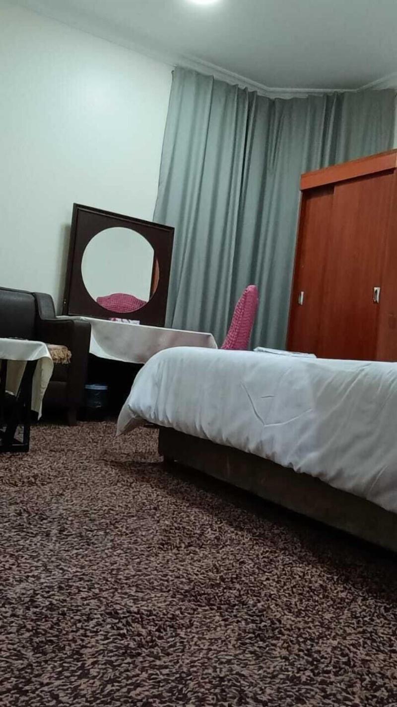 Sidrathul Aaliya Hotel - Oda