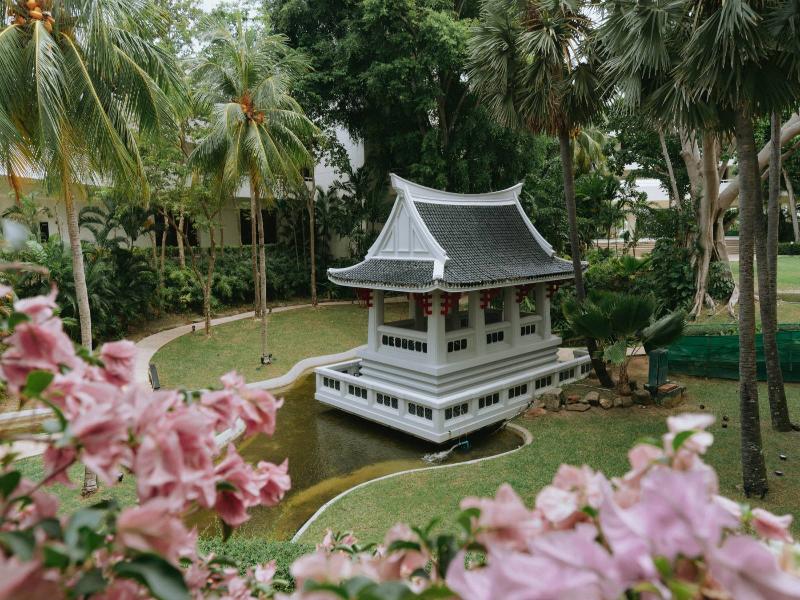 Pullman Phuket Karon Beach Resort - Lobi