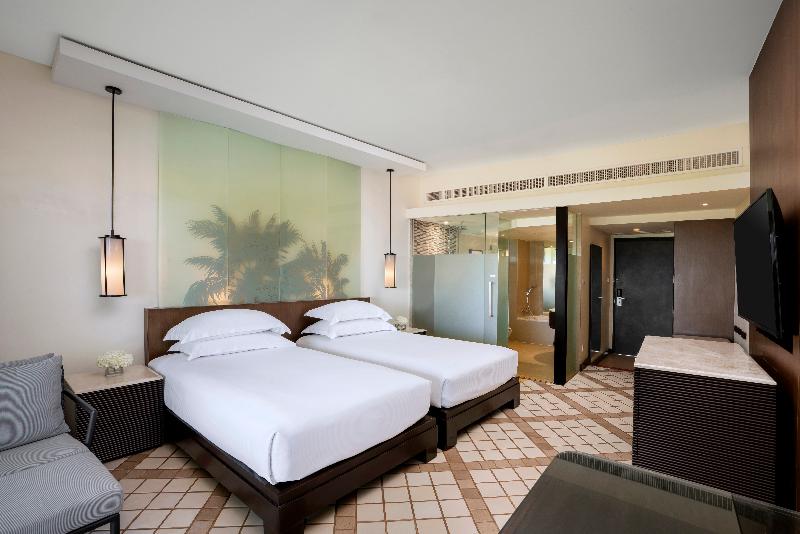 Pullman Phuket Karon Beach Resort - Oda