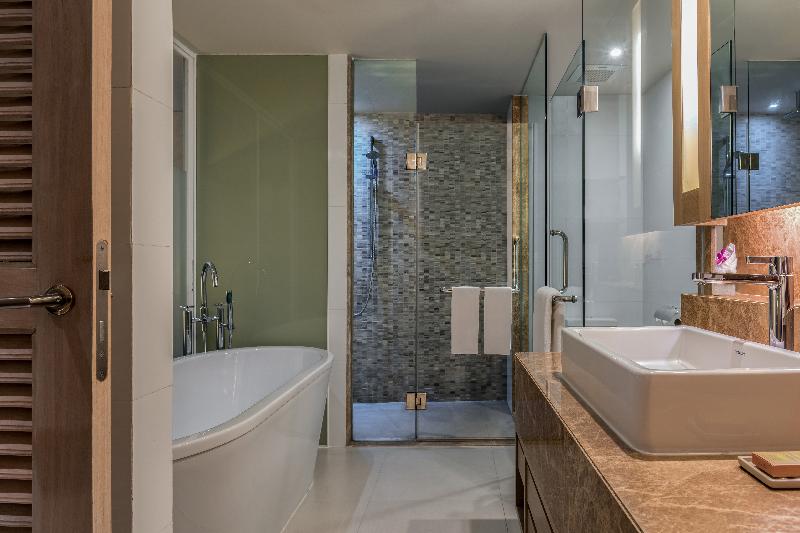 Pullman Phuket Karon Beach Resort - Oda