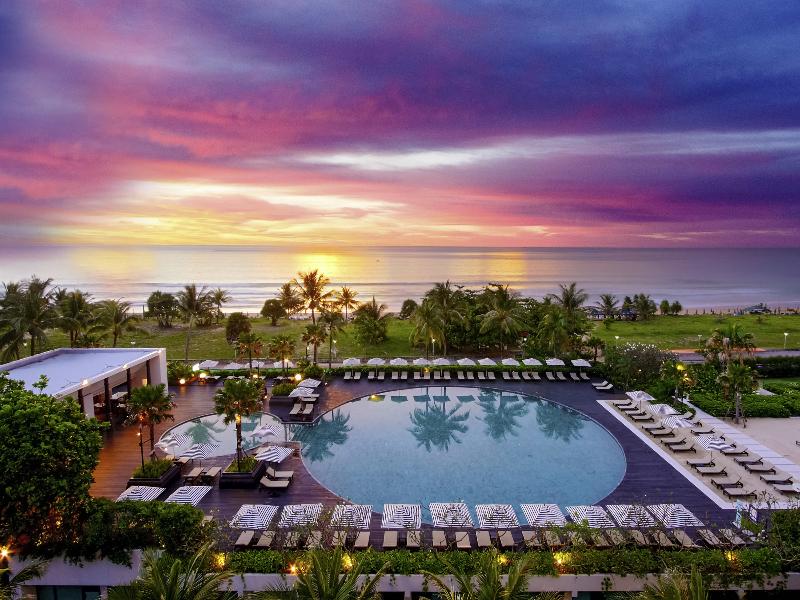 Pullman Phuket Karon Beach Resort - Havuz