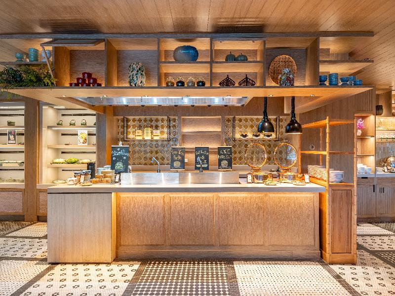 Pullman Phuket Karon Beach Resort - Restoran
