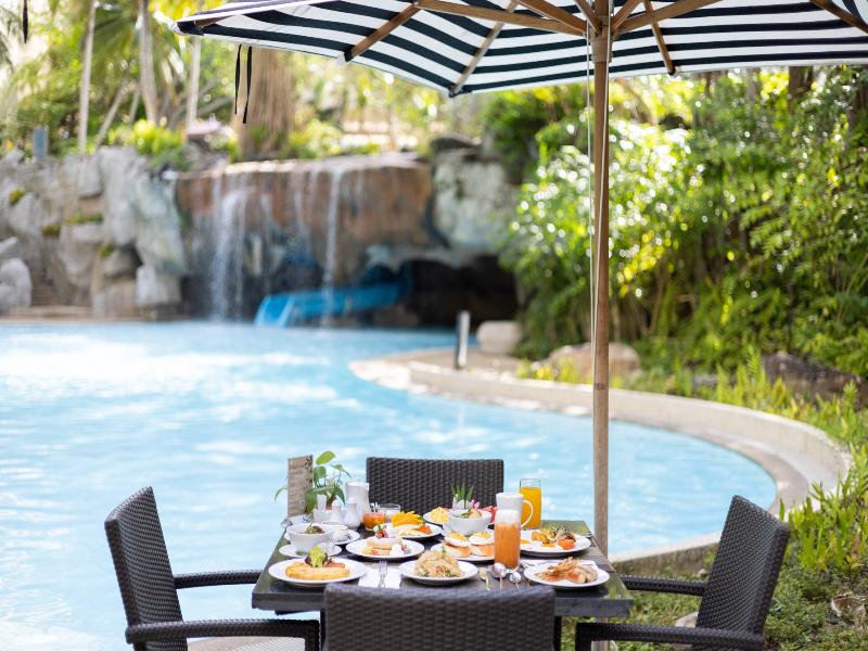 Pullman Phuket Karon Beach Resort - Restoran