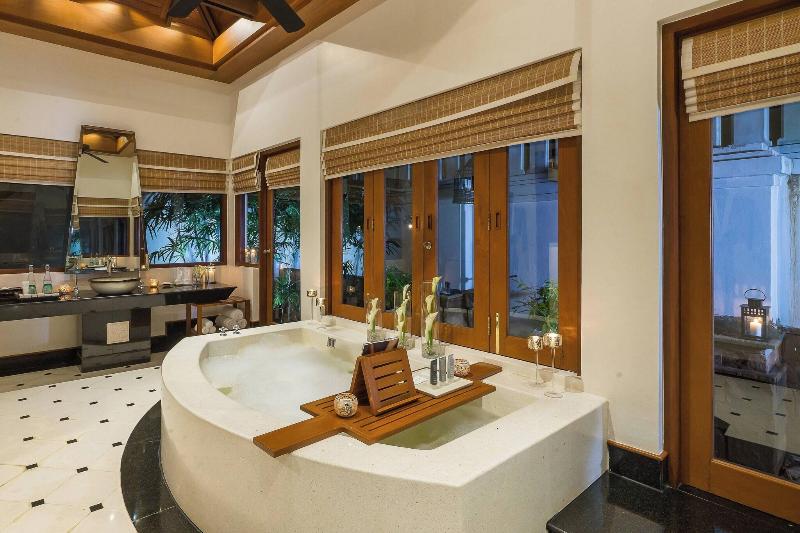 JW Marriott Phuket Resort & Spa - Oda