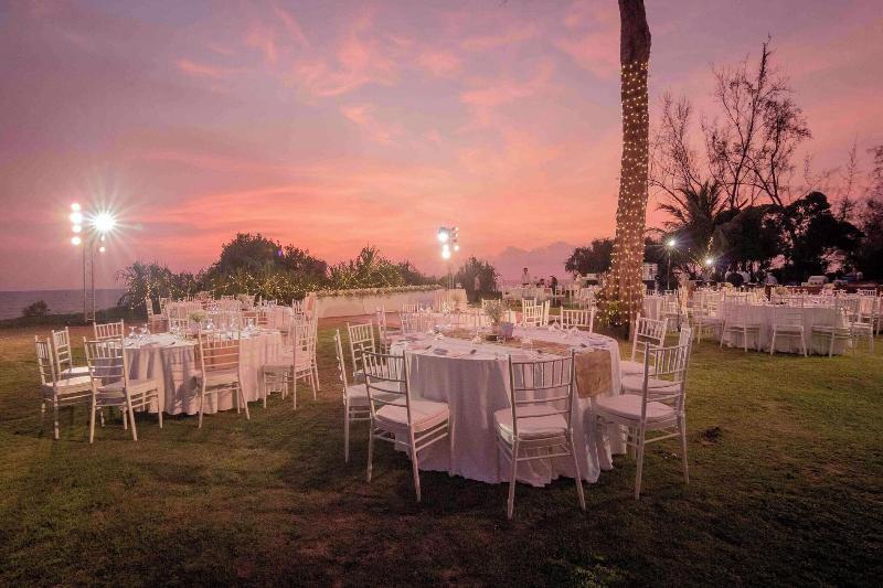 JW Marriott Phuket Resort & Spa - Plaj