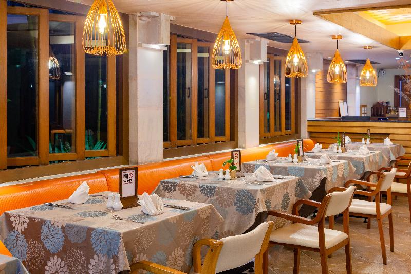 Seaview Patong - Restoran