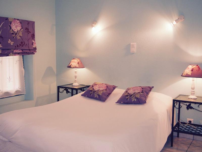 L'Aptois Hotel - Genel