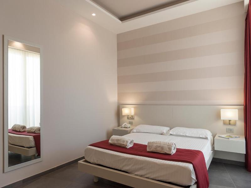 Grand Hotel Biffy - Genel